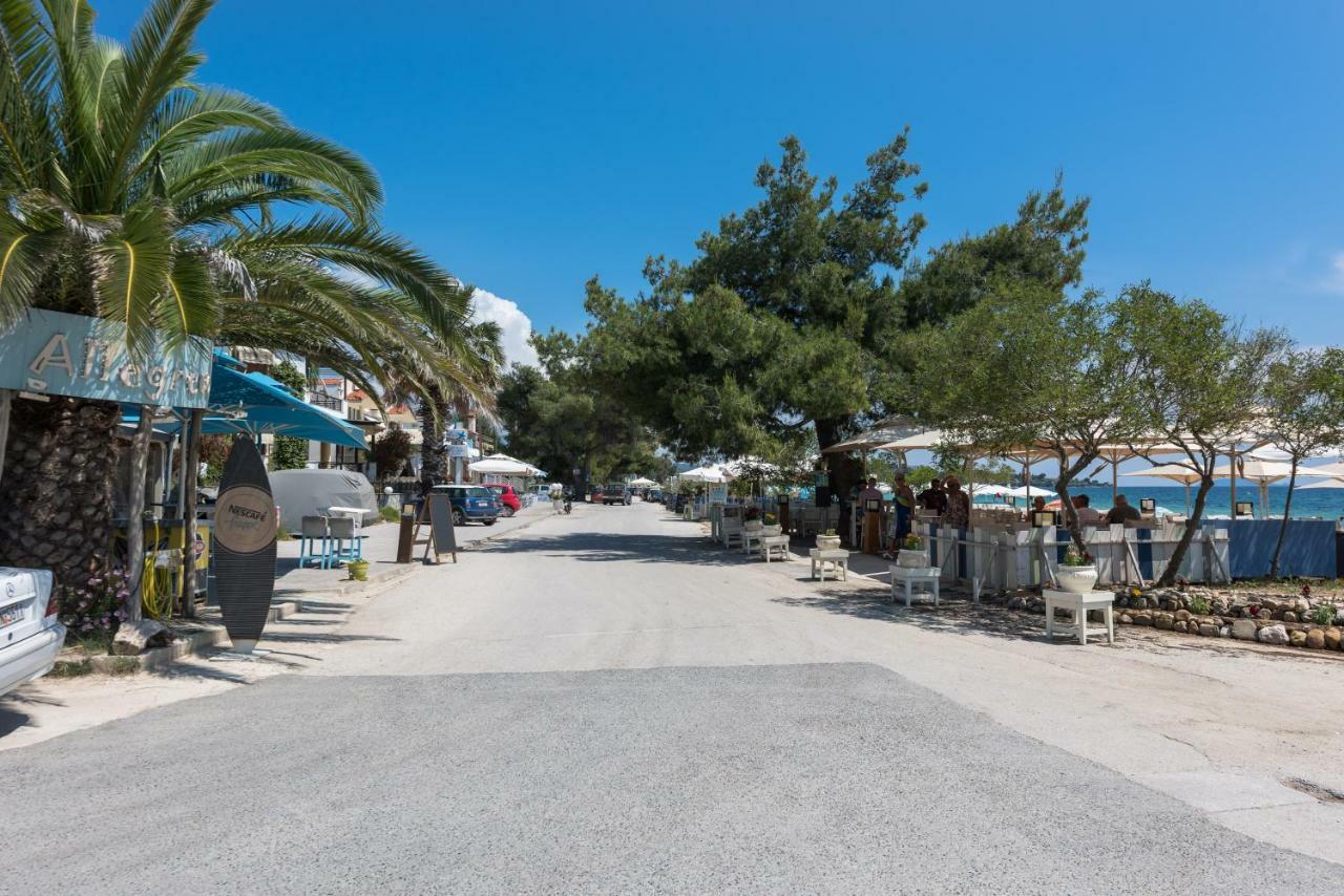 Nikiti Maisonette On The Beach By Luxlikehome Nikiti (Sithonia) Exteriér fotografie